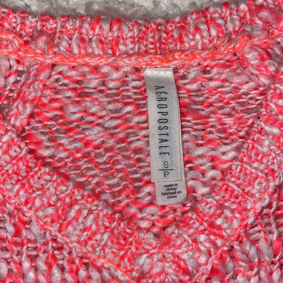 Aeropostale!!! Chunky knitted neon pink and white sweater!! Small - Picture 3 of 9